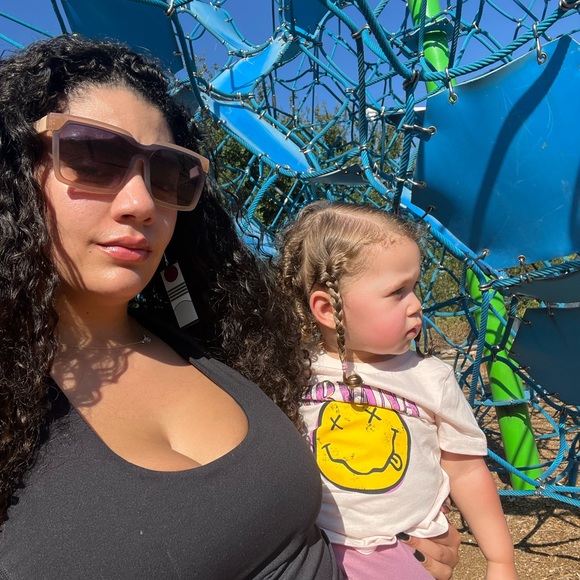 Jordyn & Jupiter’s Closet - Picture 6 of 6